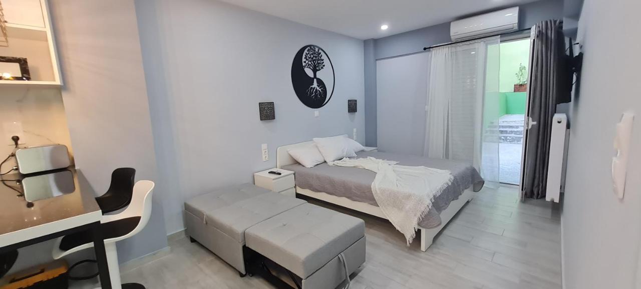 Cozy Apartment With Garden Near Town Center, Fully Renovated. 雅典 外观 照片